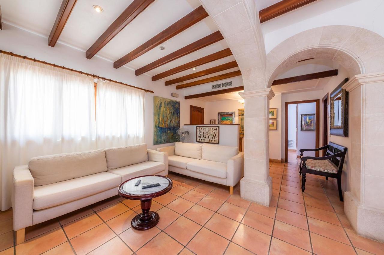 Dofi Villa กาลามิยอร์ ภายนอก รูปภาพ